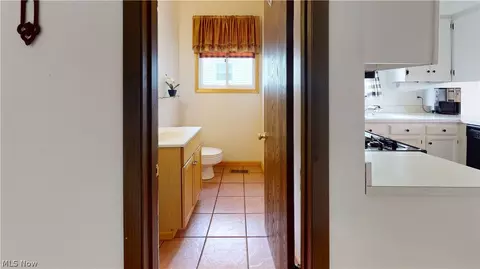 7264 Reynolds Rd, Mentor, OH 44060 photo 5