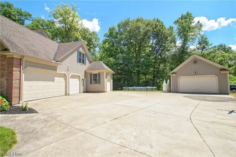 685 Deep Woods Dr, Aurora, OH 44202 photo 32