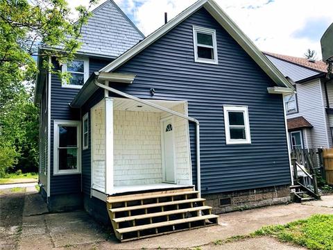 1709 E 44th St, Ashtabula, OH 44004 photo 2