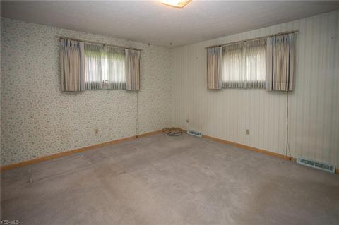 1663 David Ave, Parma, OH 44134 photo 24