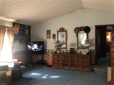 2804 Brown Rd, Ashtabula, OH 44004 photo 12