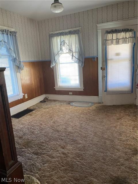 1632 E 47th St, Ashtabula, OH 44004 photo 3