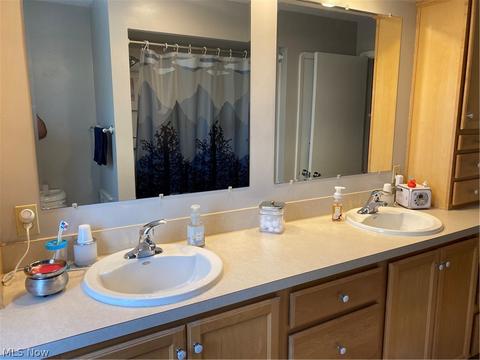 3024 Ingleside Dr, Parma, OH 44134 photo 7