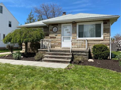 3024 Ingleside Dr, Parma, OH 44134 photo 1