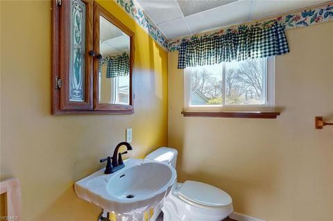 445 Laurel Dr, Berea, OH 44017 photo 18