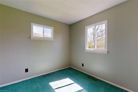 445 Laurel Dr, Berea, OH 44017 photo 17