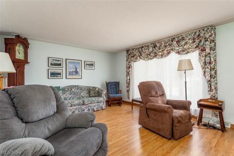 42813 Haven Dr, Elyria, OH 44035 photo 10
