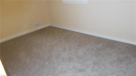 623 Cambridge Ave, Elyria, OH 44035 photo 17