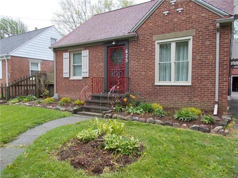 623 Cambridge Ave, Elyria, OH 44035 photo 2