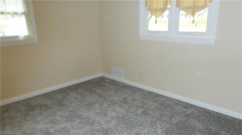 623 Cambridge Ave, Elyria, OH 44035 photo 18