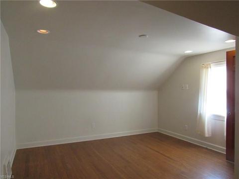 7614 Ackley Rd, Parma, OH 44129 photo 14