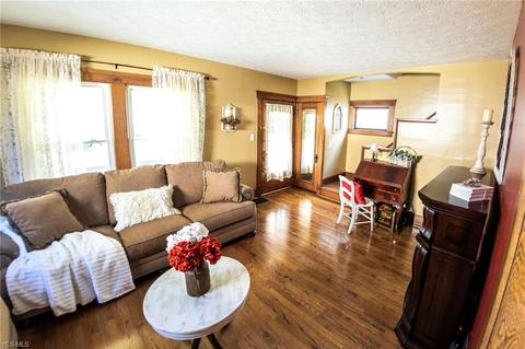 419 Oxford Ave, Elyria, OH 44035 photo 6