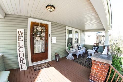 419 Oxford Ave, Elyria, OH 44035 photo 3