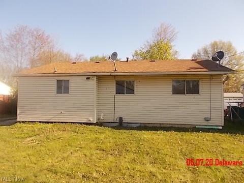 849 Delaware Ave, Elyria, OH 44035 photo 3