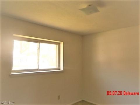 849 Delaware Ave, Elyria, OH 44035 photo 11