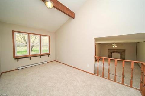 5843 Hyde Rd, Windsor, OH 44099 photo 6