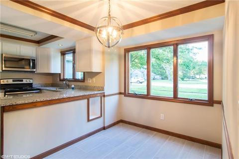215 Fullerton Rd, Elyria, OH 44035 photo 8