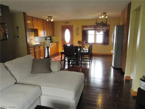 1343 E 28th St, Ashtabula, OH 44004 photo 7