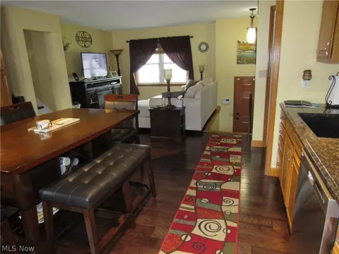 1343 E 28th St, Ashtabula, OH 44004 photo 4