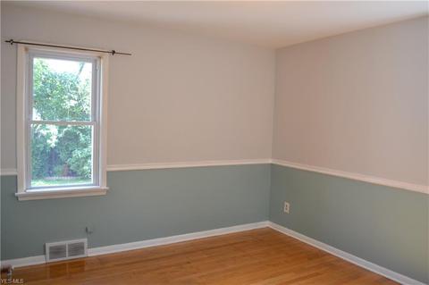 2906 Marmore, Parma, OH 44134 photo 15