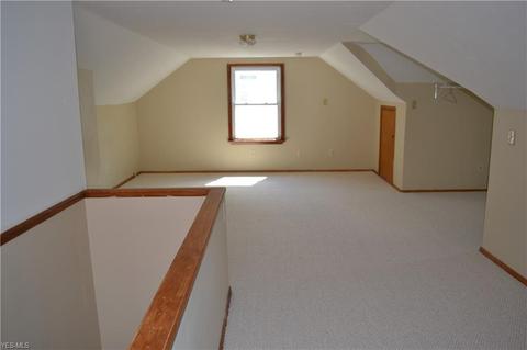 2906 Marmore, Parma, OH 44134 photo 17