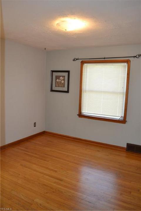 2906 Marmore, Parma, OH 44134 photo 22