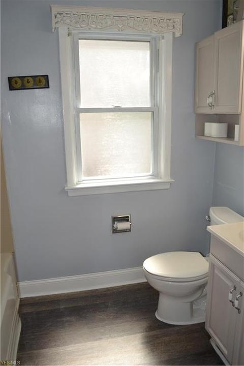 2906 Marmore, Parma, OH 44134 photo 14