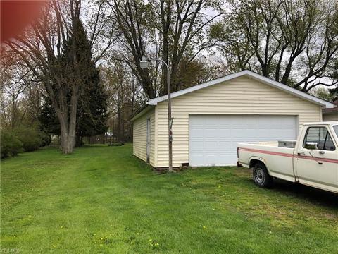 3250 Ridgewood Ave, Ashtabula, OH 44004 photo 4