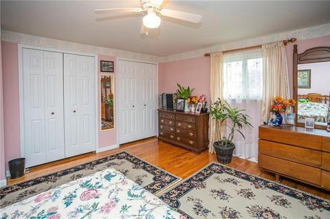 7060 E Parkview Dr, Parma, OH 44134 photo 25