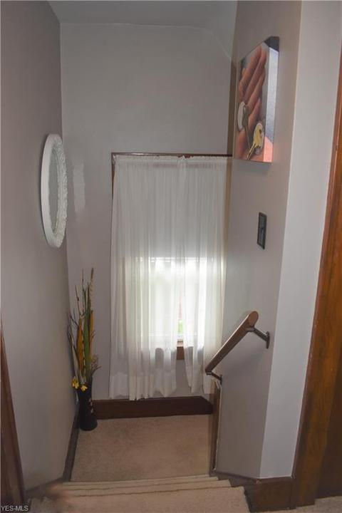 910 Race St, Dover, OH 44622 photo 10