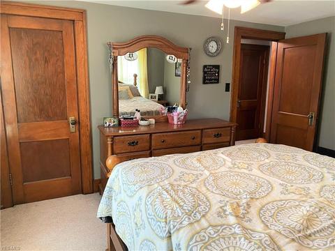 910 Race St, Dover, OH 44622 photo 14