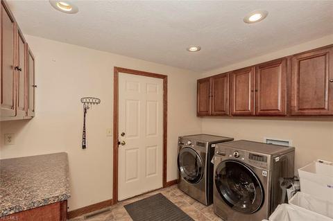 34453 Bramble Ln, Solon, OH 44139 photo 16