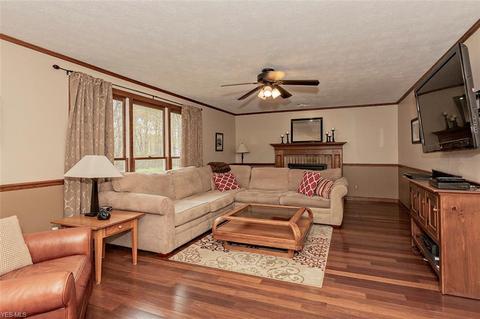 34453 Bramble Ln, Solon, OH 44139 photo 9