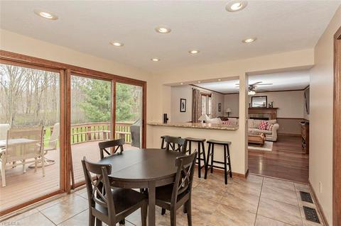34453 Bramble Ln, Solon, OH 44139 photo 7