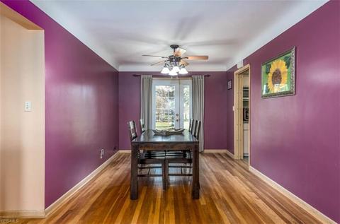 740 Cherry Ln, Seven Hills, OH 44131 photo 8