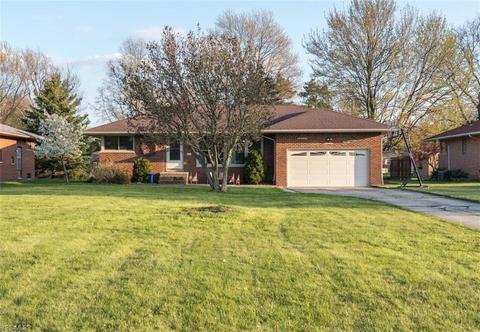 740 Cherry Ln, Seven Hills, OH 44131 photo 25