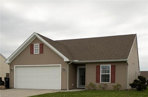 355 Springbrook Cir, Elyria, OH 44035 photo 1