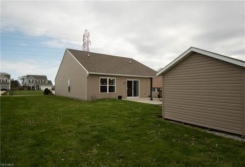 355 Springbrook Cir, Elyria, OH 44035 photo 29