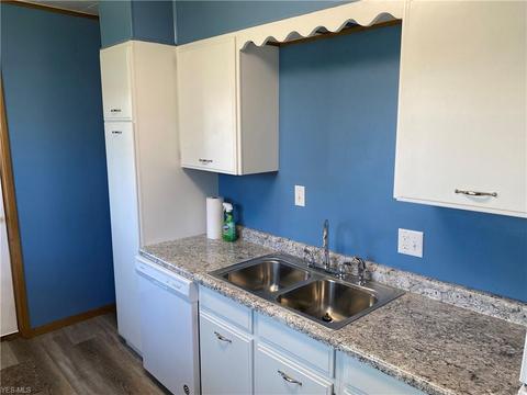 806 N 1st St, Dennison, OH 44621 photo 3