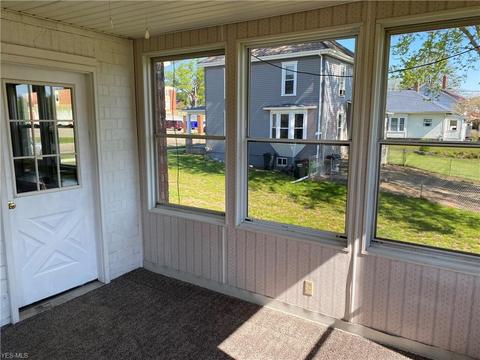 806 N 1st St, Dennison, OH 44621 photo 5