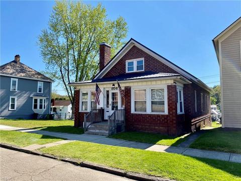 806 N 1st St, Dennison, OH 44621 photo 1
