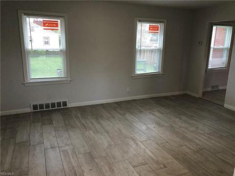 240 Forest Park Dr, Boardman, OH 44512 photo 15