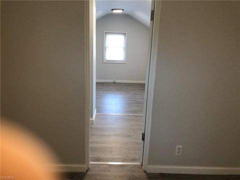 240 Forest Park Dr, Boardman, OH 44512 photo 10