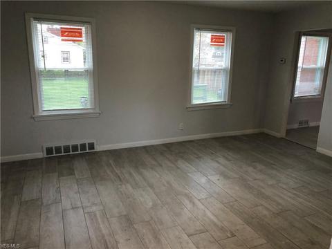 240 Forest Park Dr, Boardman, OH 44512 photo 16