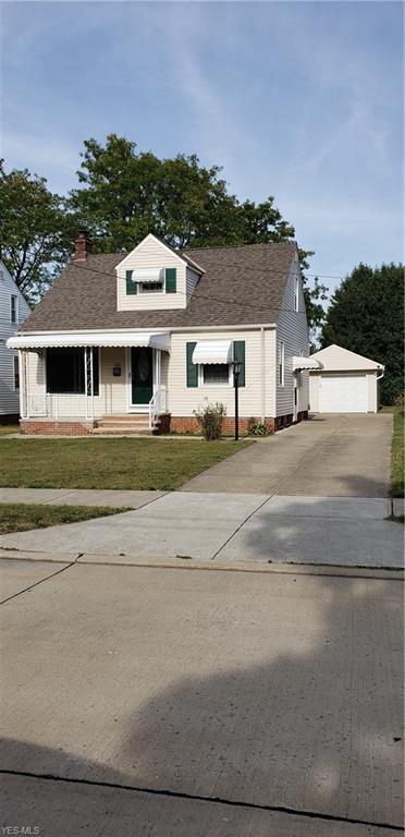 861 E 210th St, Euclid, OH 44119 photo 1