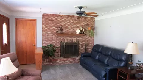 409 E Ridgewood Dr, Seven Hills, OH 44131 photo 19
