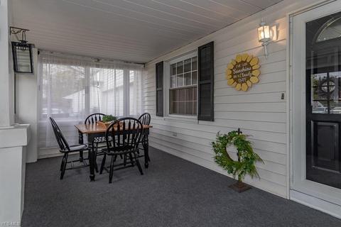 29829 Arthur Ave, Wickliffe, OH 44092 photo 4