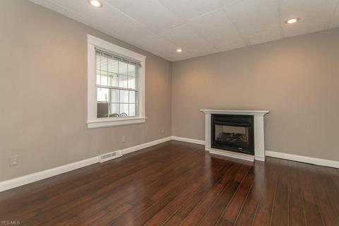 29829 Arthur Ave, Wickliffe, OH 44092 photo 6