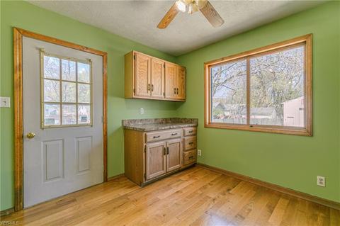 141 E Walnut Ave, Painesville, OH 44077 photo 13