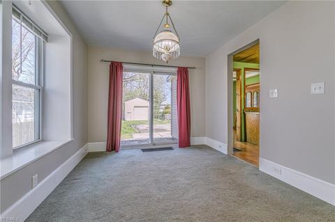 141 E Walnut Ave, Painesville, OH 44077 photo 10